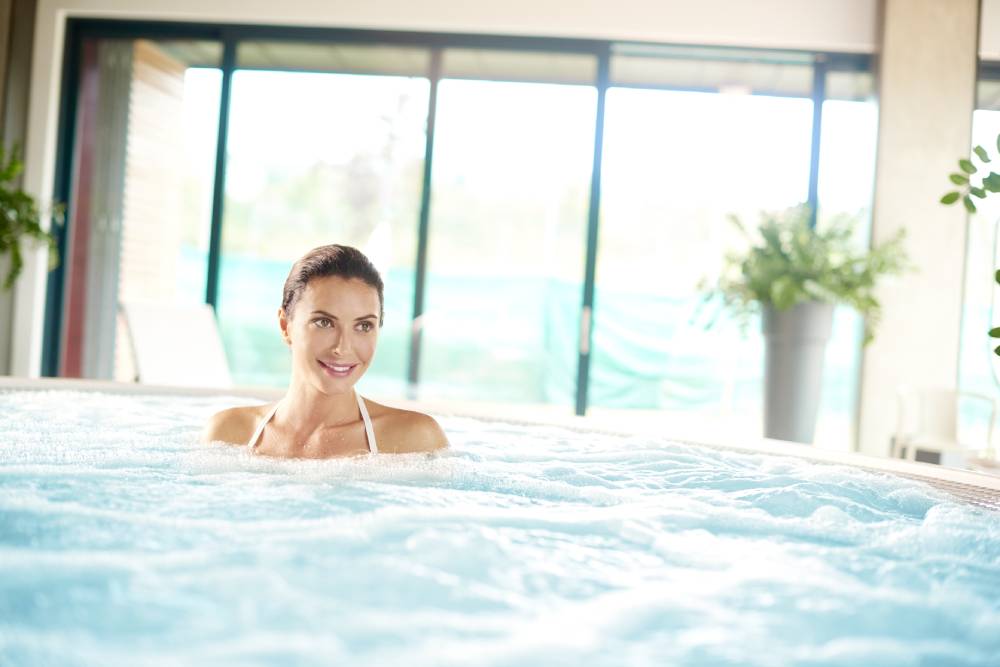 BASSIN_SPA_DE_NAGE | Les Piscines du Rhin Sauna classique ou infrarouge : que choisir ? Wissembourg