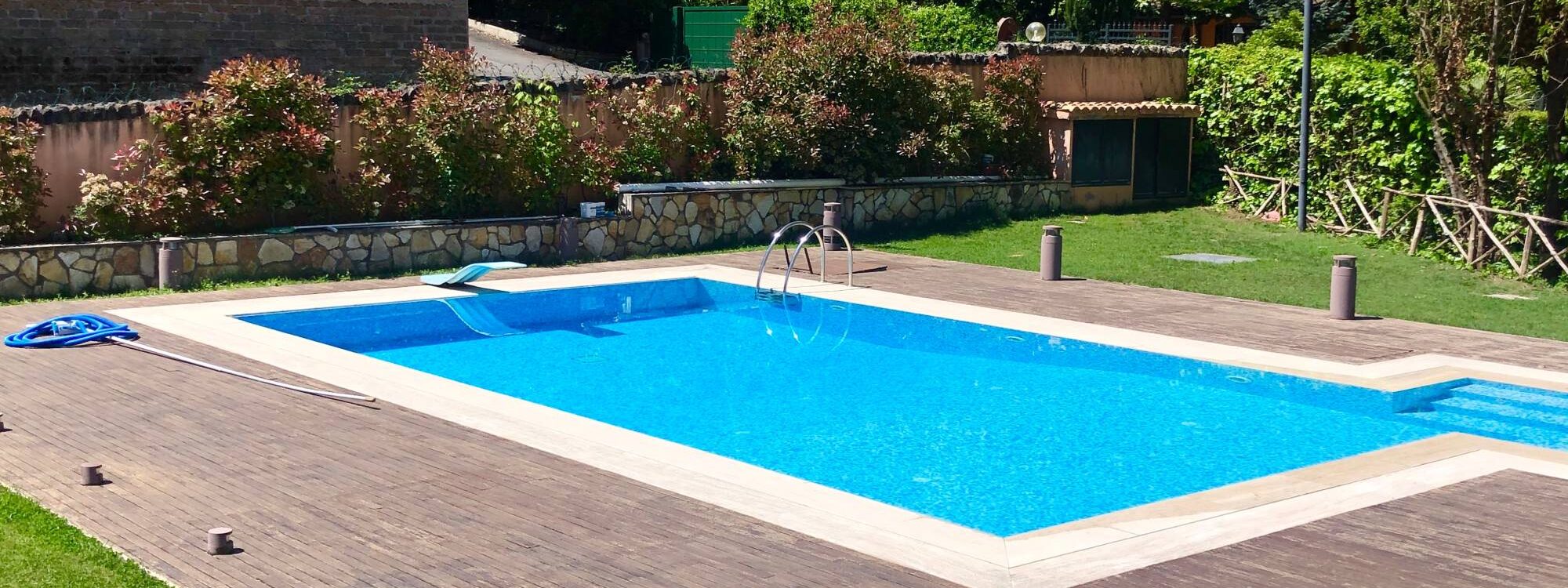 PISCINE 2 2000X750 | Les Piscines du Rhin Comment choisir le design de sa piscine en béton ? Haguenau