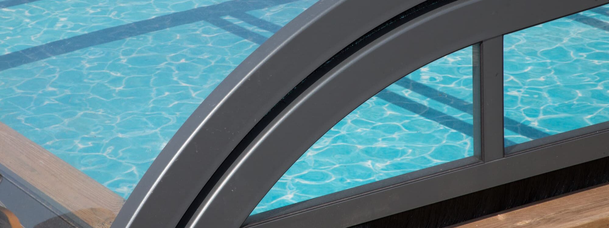 ABRI DE PISCINE 2000X750 | Les Piscines du Rhin Quels sont les types d’abri de piscine ? Haguenau